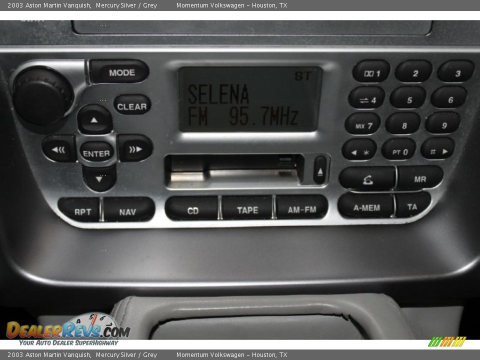 Controls of 2003 Aston Martin Vanquish  Photo #23