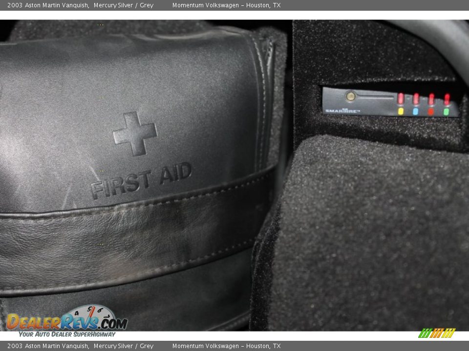 2003 Aston Martin Vanquish Mercury Silver / Grey Photo #29