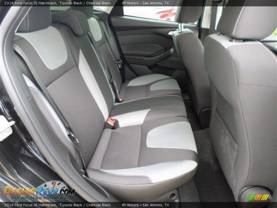 2014 Ford Focus SE Hatchback Tuxedo Black / Charcoal Black Photo #11