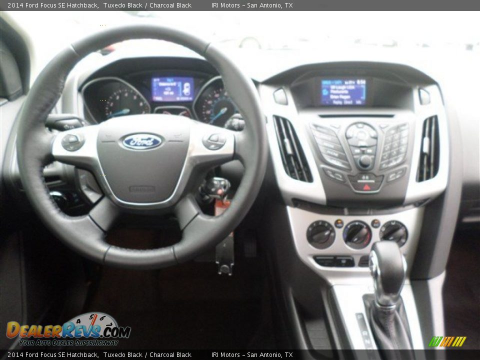 2014 Ford Focus SE Hatchback Tuxedo Black / Charcoal Black Photo #14