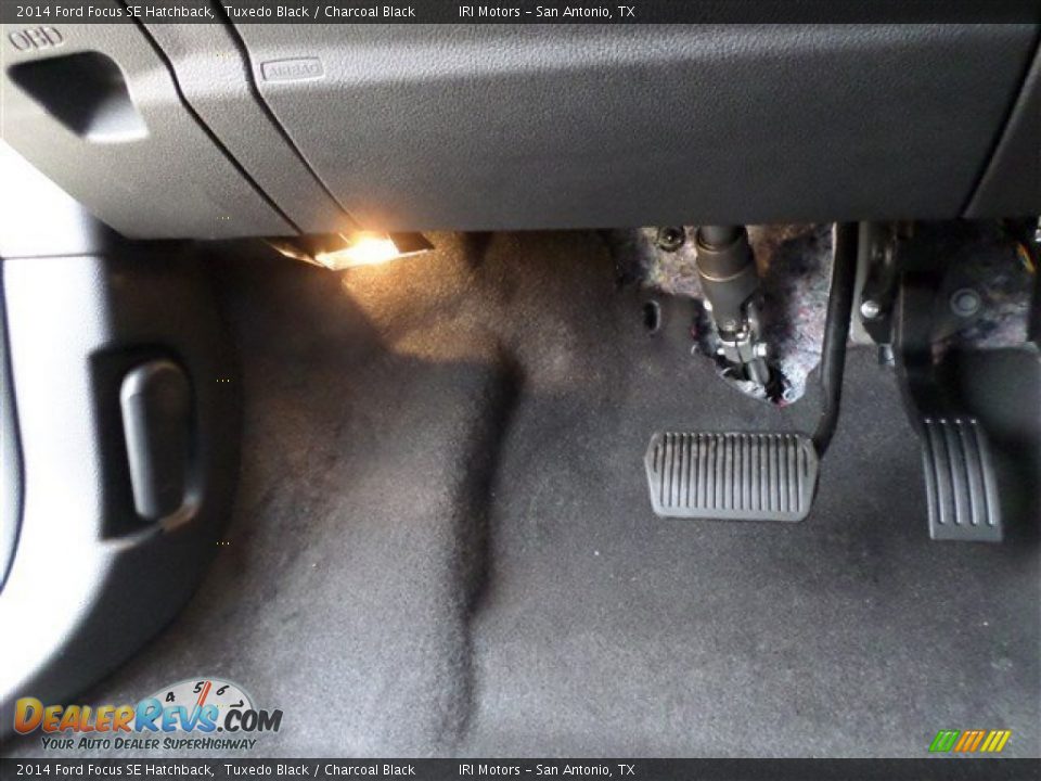 2014 Ford Focus SE Hatchback Tuxedo Black / Charcoal Black Photo #22