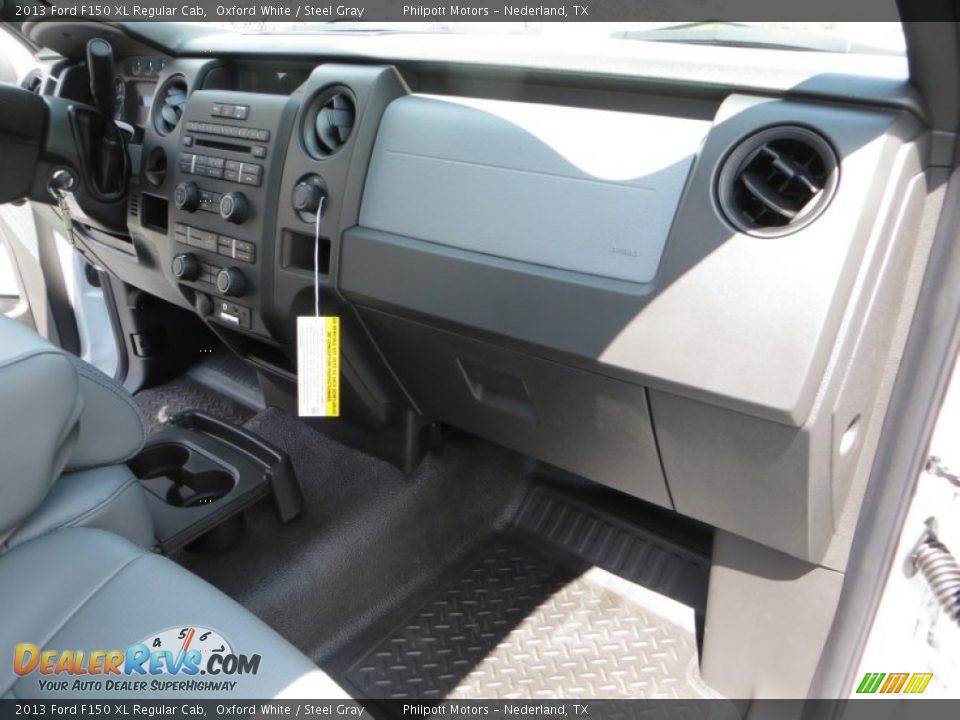 2013 Ford F150 XL Regular Cab Oxford White / Steel Gray Photo #18