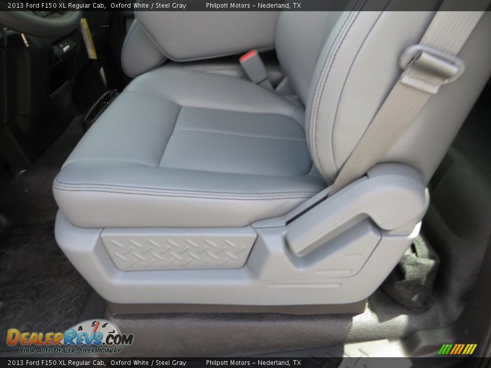 2013 Ford F150 XL Regular Cab Oxford White / Steel Gray Photo #23