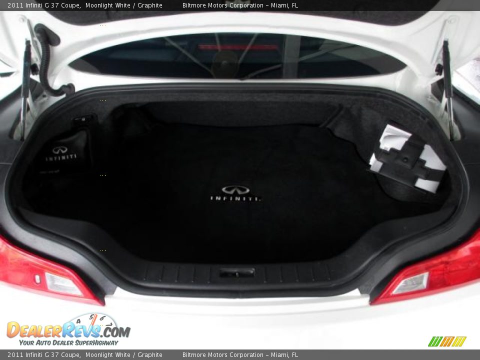 2011 Infiniti G 37 Coupe Moonlight White / Graphite Photo #7