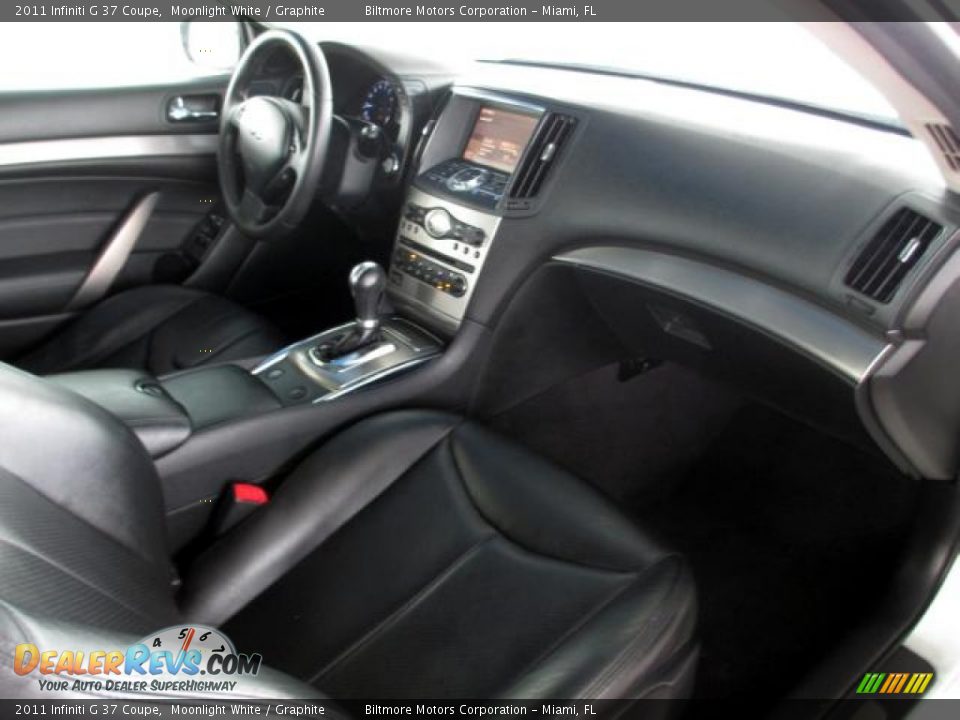 2011 Infiniti G 37 Coupe Moonlight White / Graphite Photo #11