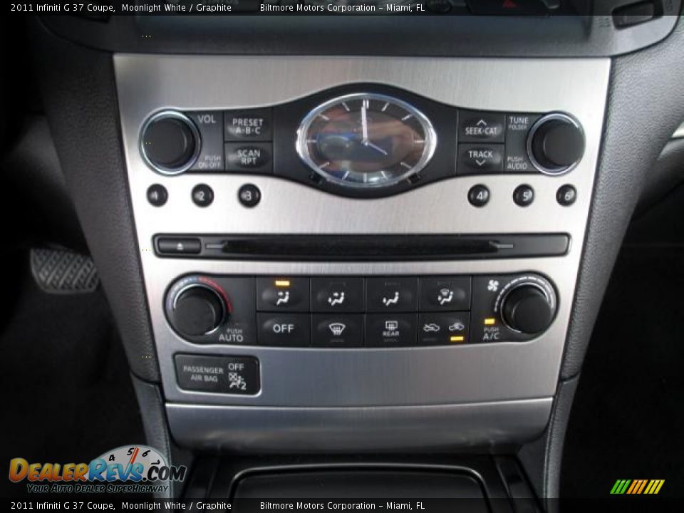 2011 Infiniti G 37 Coupe Moonlight White / Graphite Photo #15
