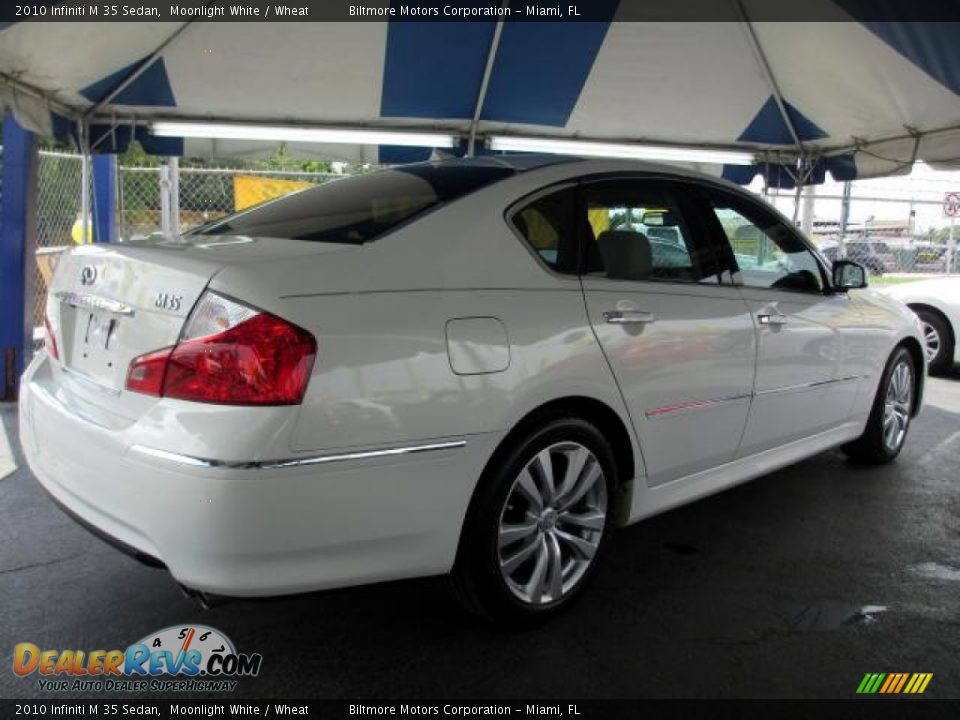 2010 Infiniti M 35 Sedan Moonlight White / Wheat Photo #4