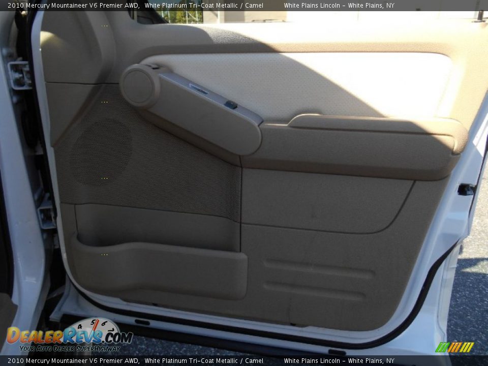 2010 Mercury Mountaineer V6 Premier AWD White Platinum Tri-Coat Metallic / Camel Photo #11