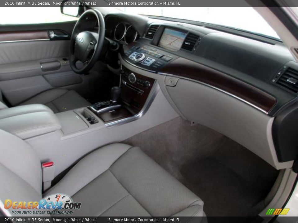 2010 Infiniti M 35 Sedan Moonlight White / Wheat Photo #12
