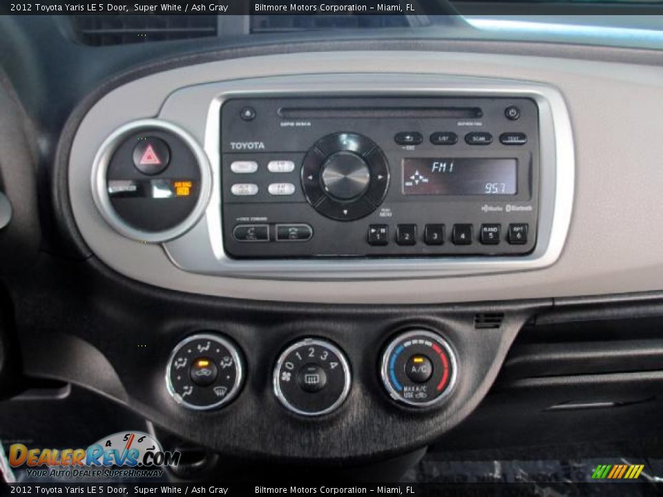 2012 Toyota Yaris LE 5 Door Super White / Ash Gray Photo #14