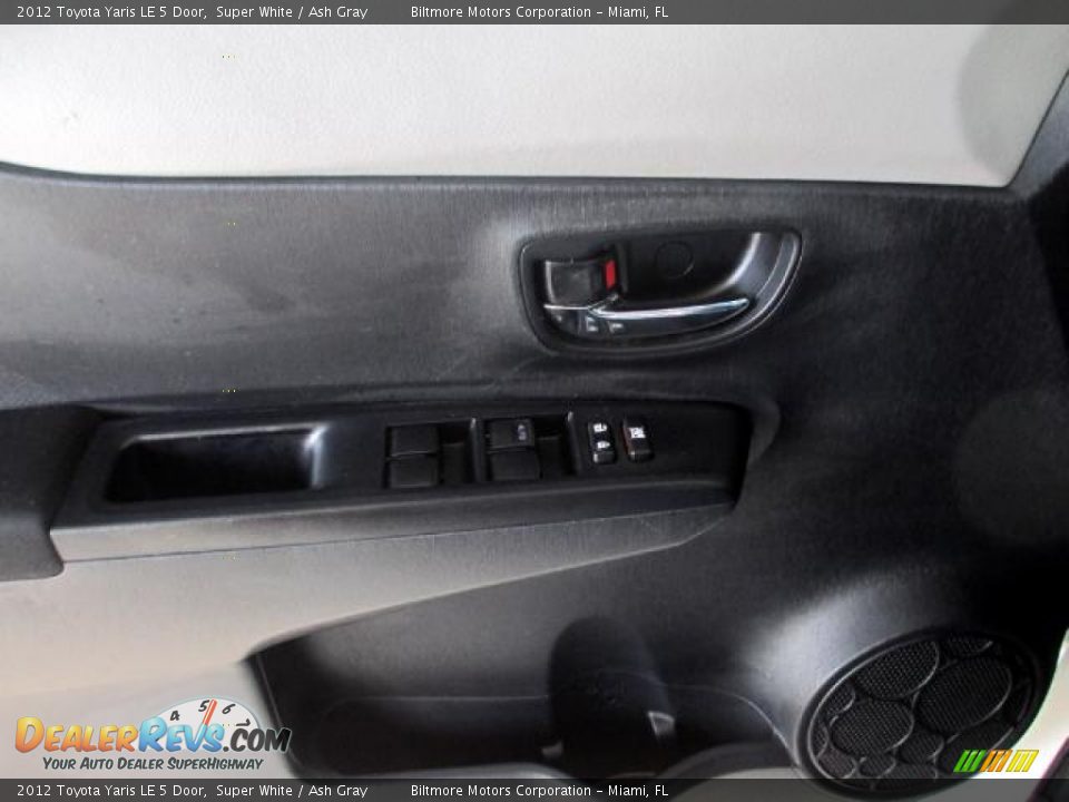 2012 Toyota Yaris LE 5 Door Super White / Ash Gray Photo #20