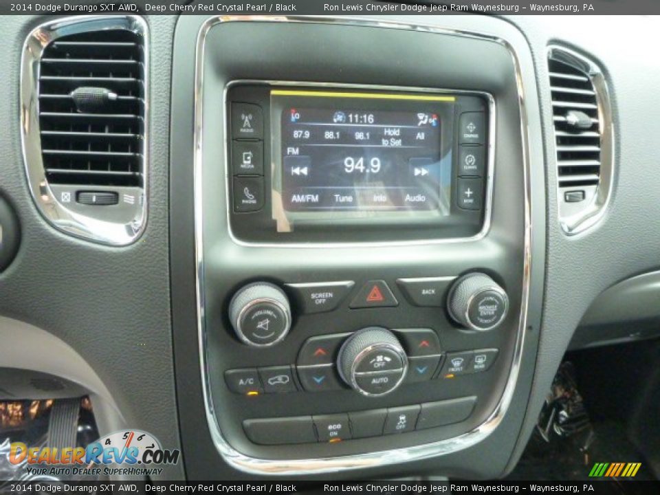 Controls of 2014 Dodge Durango SXT AWD Photo #19