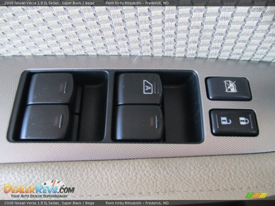 2008 Nissan Versa 1.8 SL Sedan Super Black / Beige Photo #9