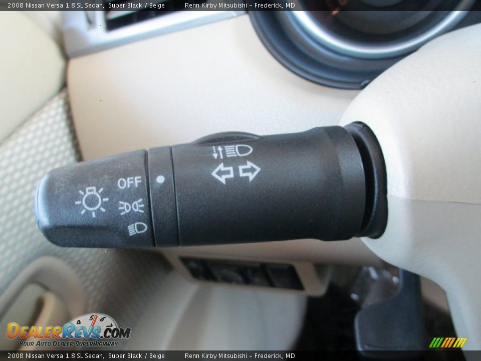 2008 Nissan Versa 1.8 SL Sedan Super Black / Beige Photo #17