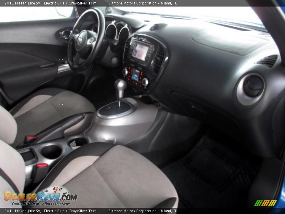 2011 Nissan Juke SV Electric Blue / Gray/Silver Trim Photo #13