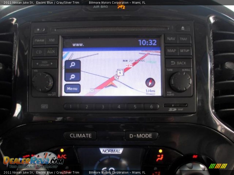 2011 Nissan Juke SV Electric Blue / Gray/Silver Trim Photo #16