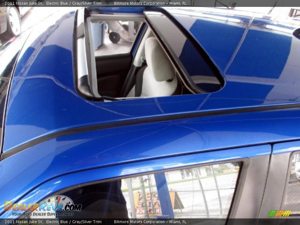 2011 Nissan Juke SV Electric Blue / Gray/Silver Trim Photo #25