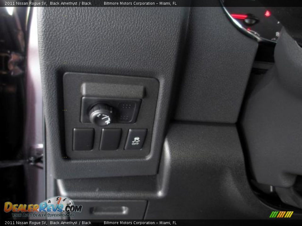 2011 Nissan Rogue SV Black Amethyst / Black Photo #19