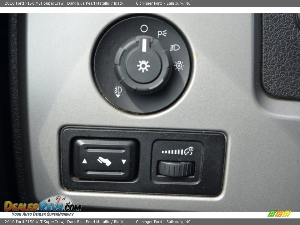 2010 Ford F150 XLT SuperCrew Dark Blue Pearl Metallic / Black Photo #26