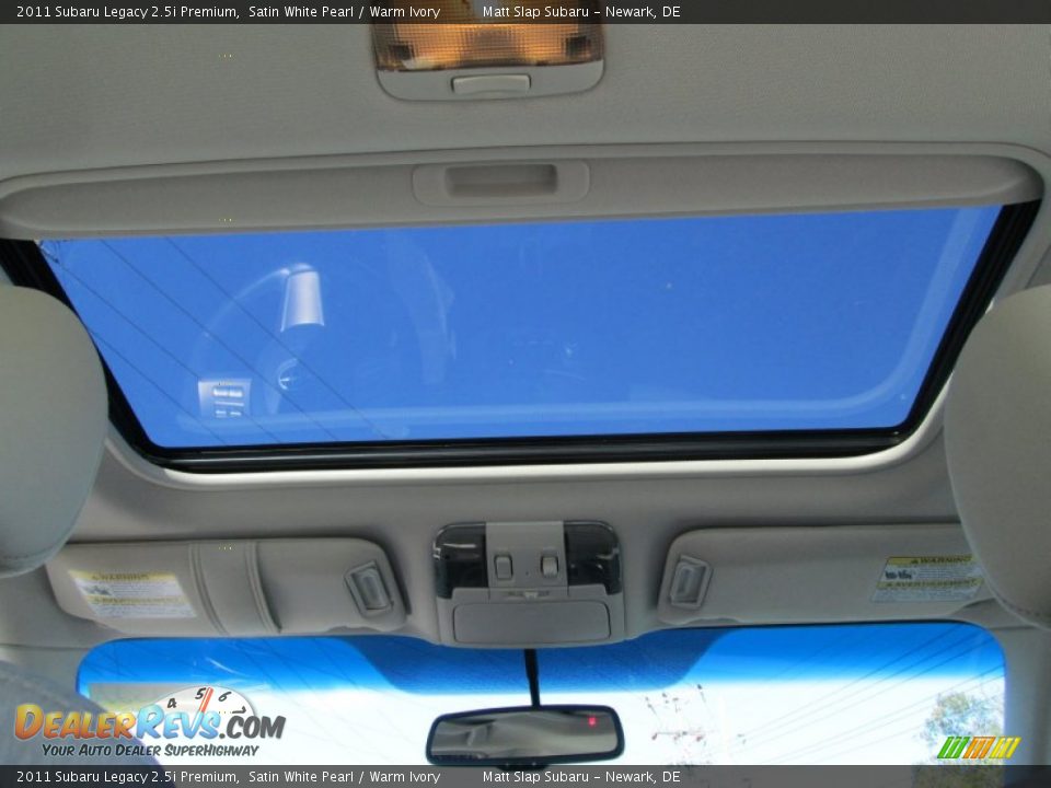2011 Subaru Legacy 2.5i Premium Satin White Pearl / Warm Ivory Photo #20