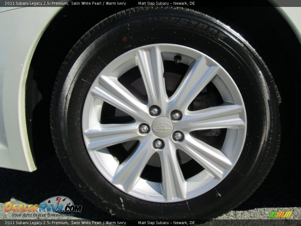 2011 Subaru Legacy 2.5i Premium Satin White Pearl / Warm Ivory Photo #22