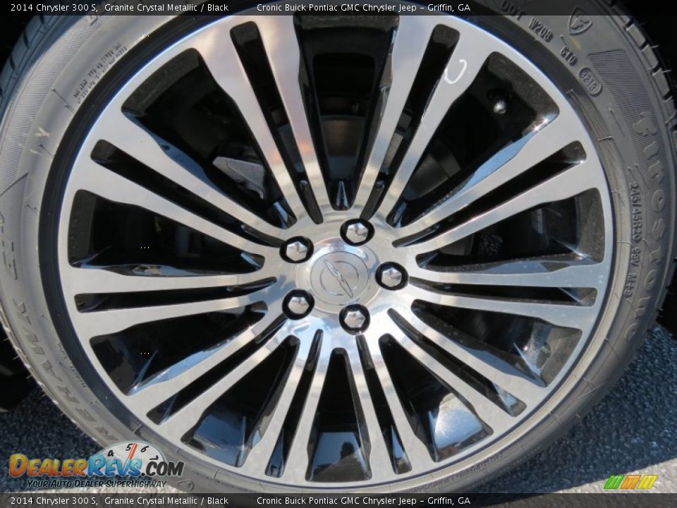 2014 Chrysler 300 S Wheel Photo #9