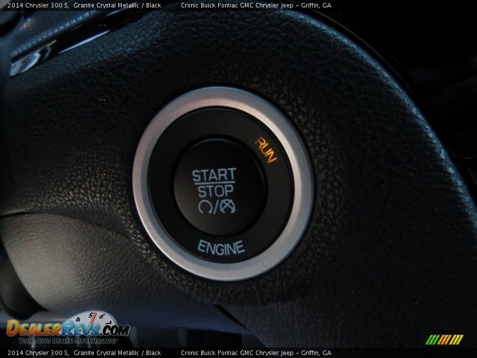 2014 Chrysler 300 S Granite Crystal Metallic / Black Photo #17