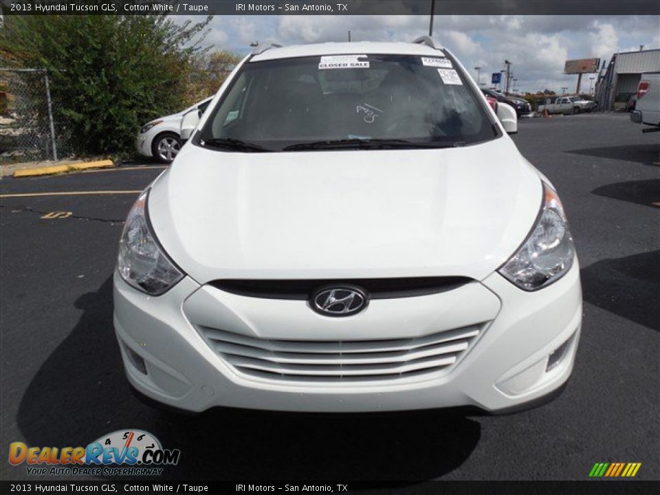 2013 Hyundai Tucson GLS Cotton White / Taupe Photo #2