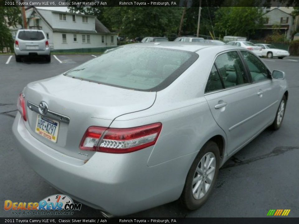 2011 Toyota Camry XLE V6 Classic Silver Metallic / Ash Photo #11