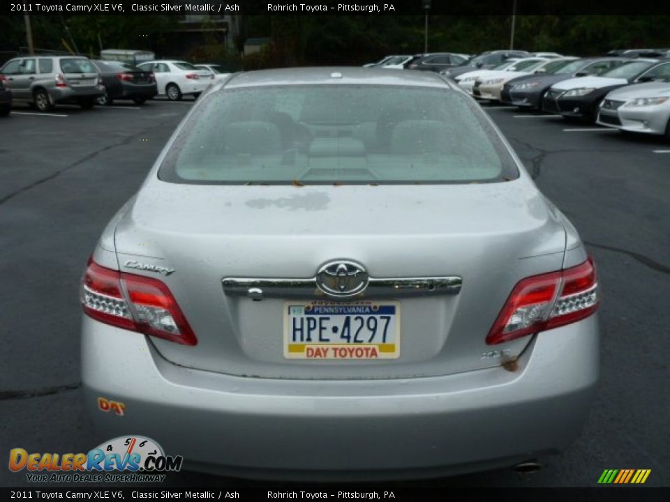 2011 Toyota Camry XLE V6 Classic Silver Metallic / Ash Photo #12