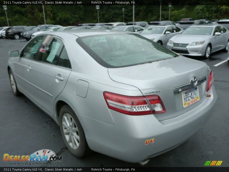 2011 Toyota Camry XLE V6 Classic Silver Metallic / Ash Photo #13