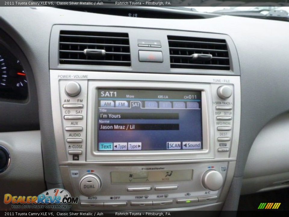 2011 Toyota Camry XLE V6 Classic Silver Metallic / Ash Photo #19