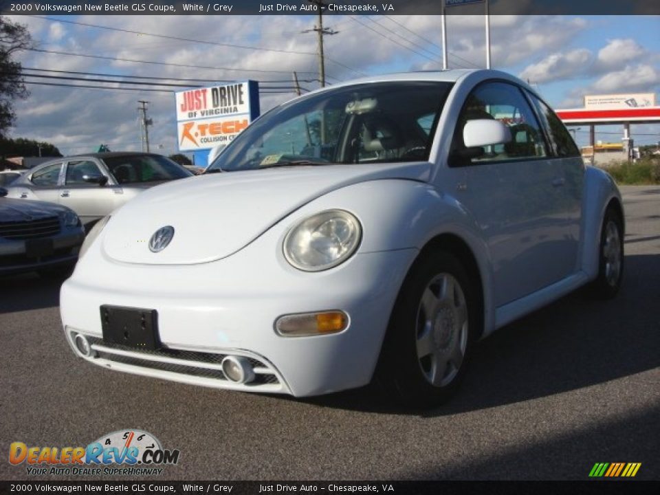 2000 Volkswagen New Beetle GLS Coupe White / Grey Photo #1