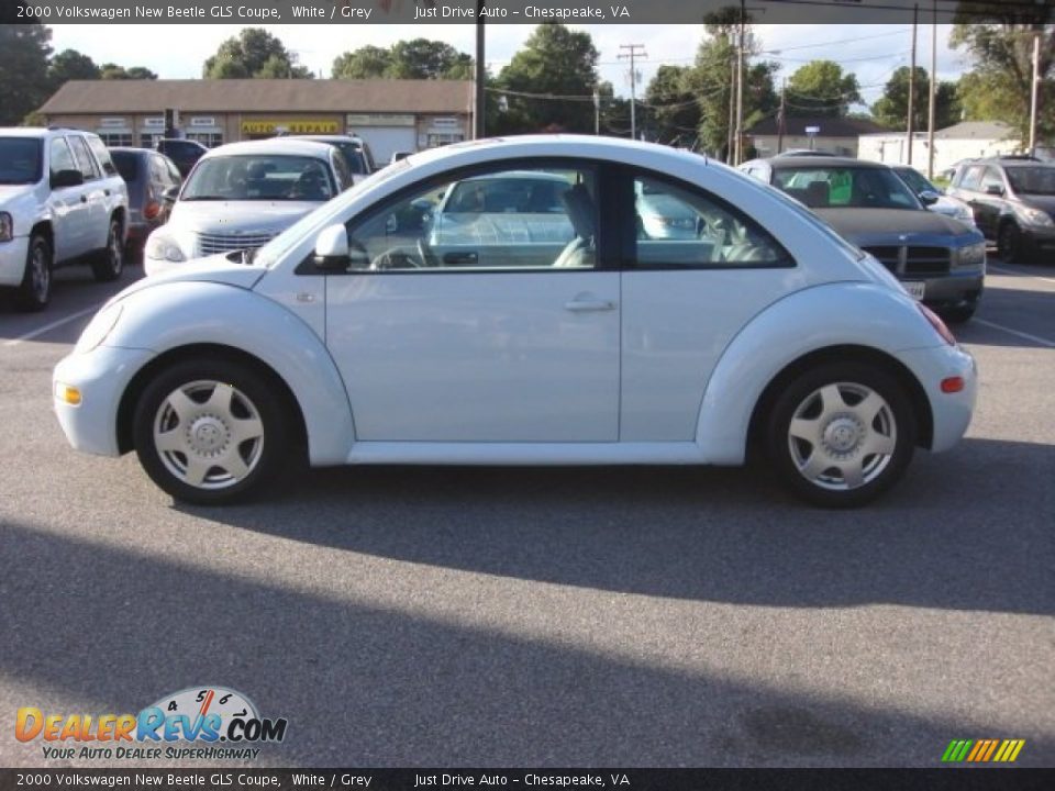 2000 Volkswagen New Beetle GLS Coupe White / Grey Photo #6