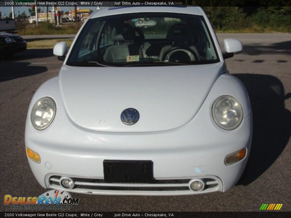 2000 Volkswagen New Beetle GLS Coupe White / Grey Photo #11