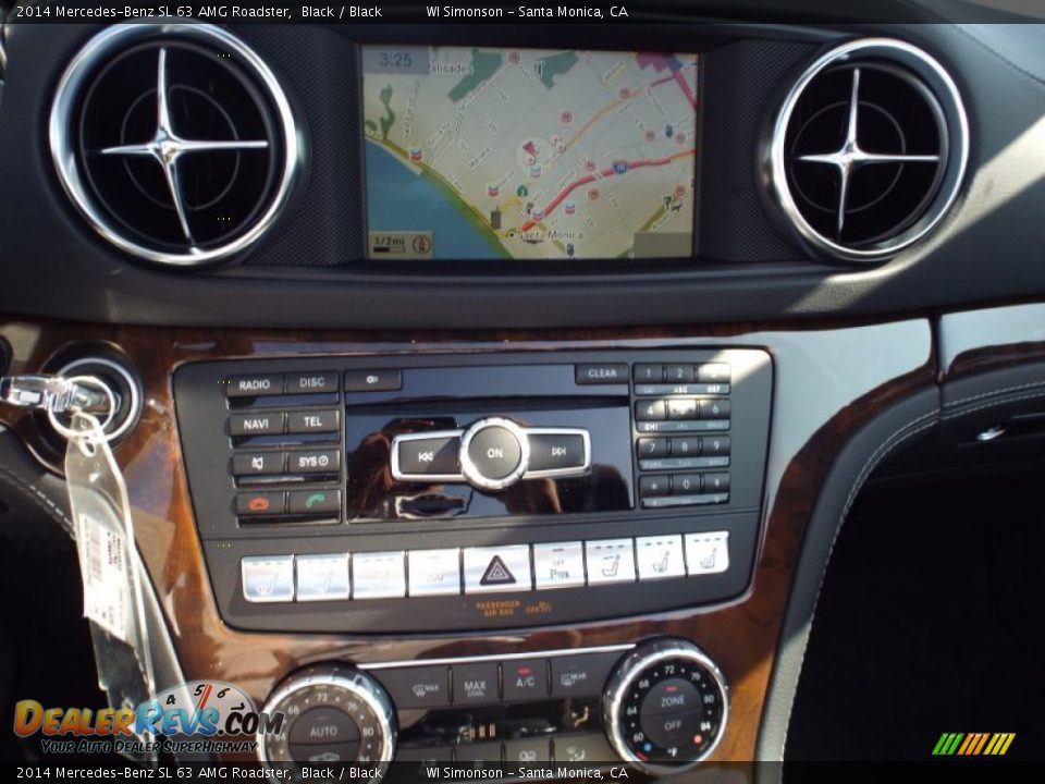 Controls of 2014 Mercedes-Benz SL 63 AMG Roadster Photo #13
