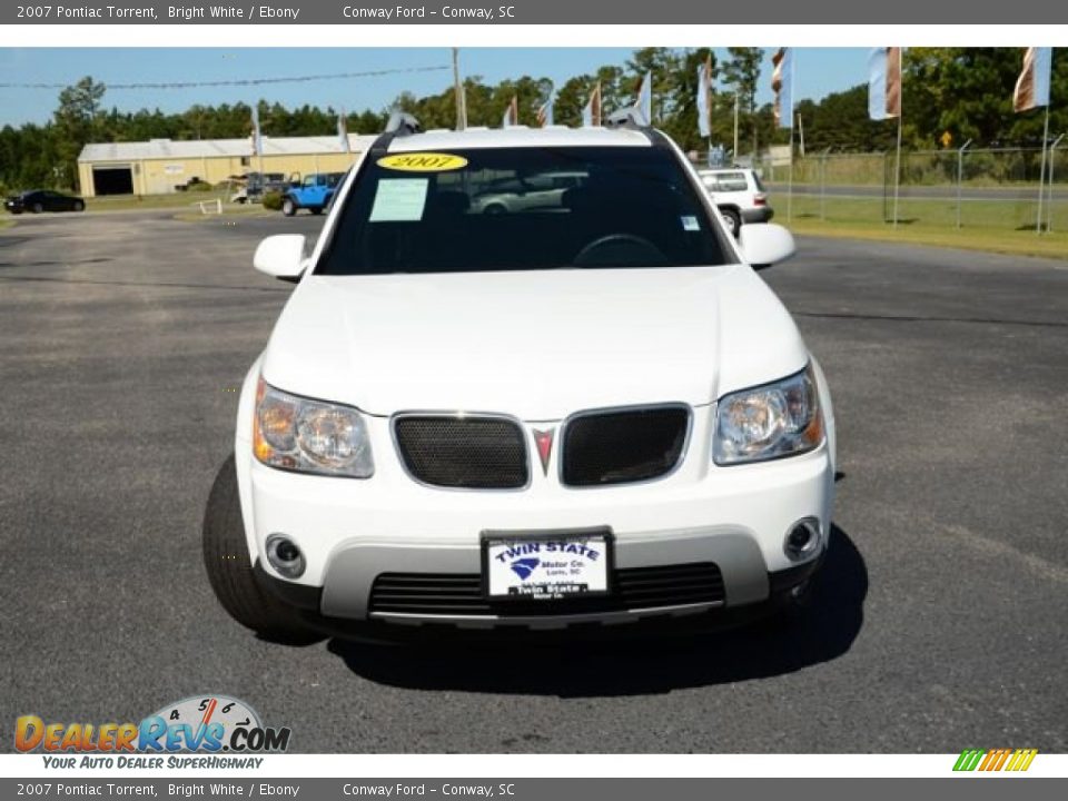 2007 Pontiac Torrent Bright White / Ebony Photo #2
