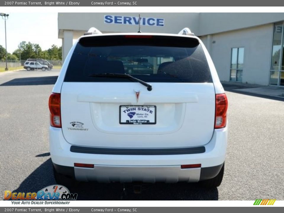 2007 Pontiac Torrent Bright White / Ebony Photo #6