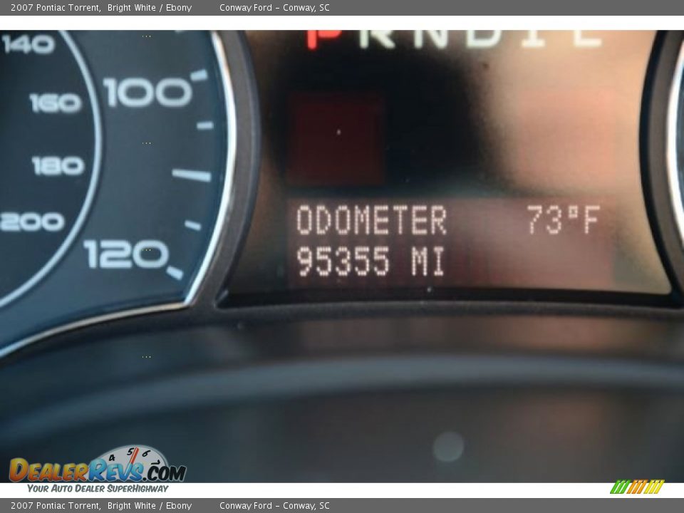 2007 Pontiac Torrent Bright White / Ebony Photo #22