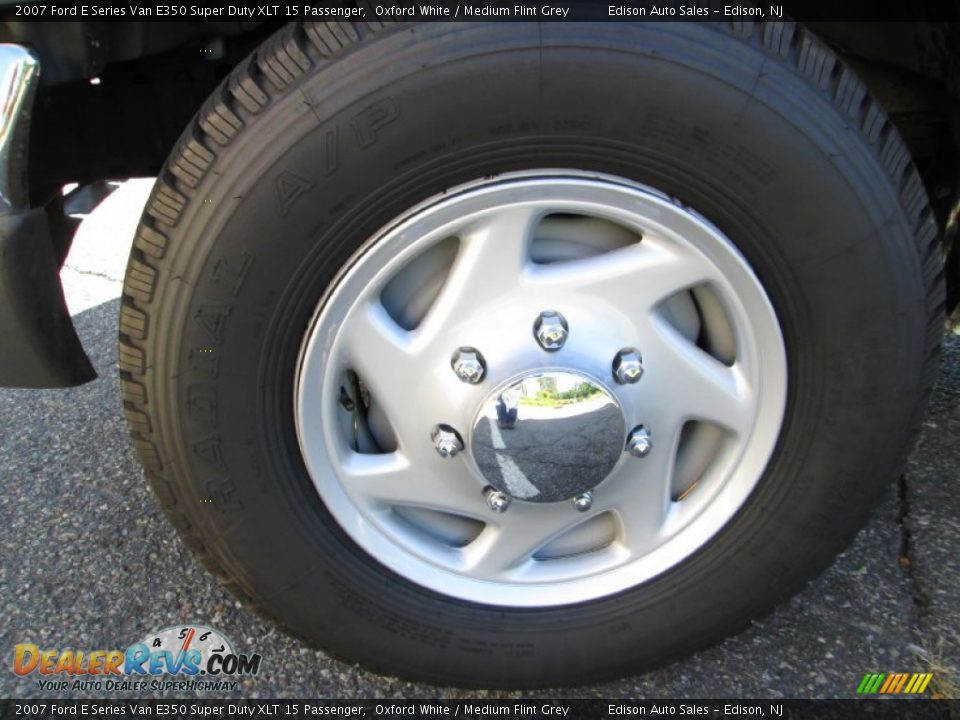 2007 Ford E Series Van E350 Super Duty XLT 15 Passenger Oxford White / Medium Flint Grey Photo #30