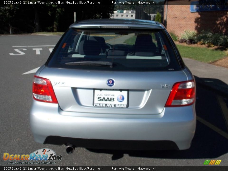 2005 Saab 9-2X Linear Wagon Arctic Silver Metallic / Black/Parchment Photo #6