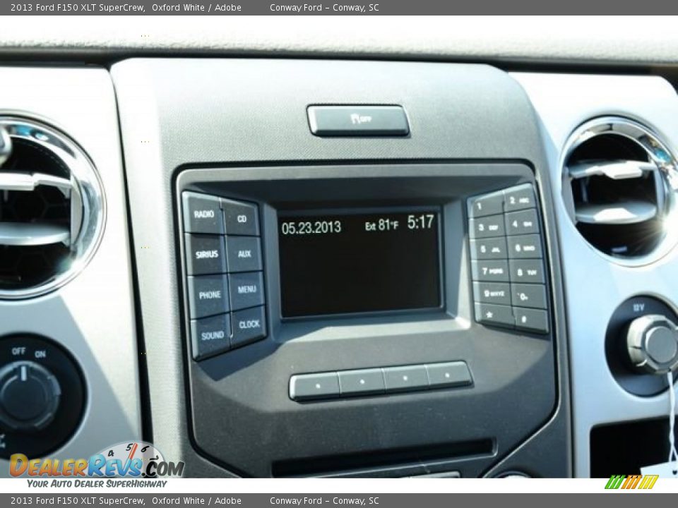 2013 Ford F150 XLT SuperCrew Oxford White / Adobe Photo #25