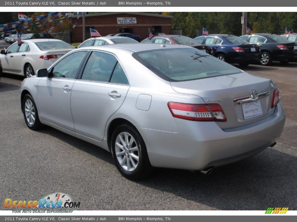 2011 Toyota Camry XLE V6 Classic Silver Metallic / Ash Photo #3