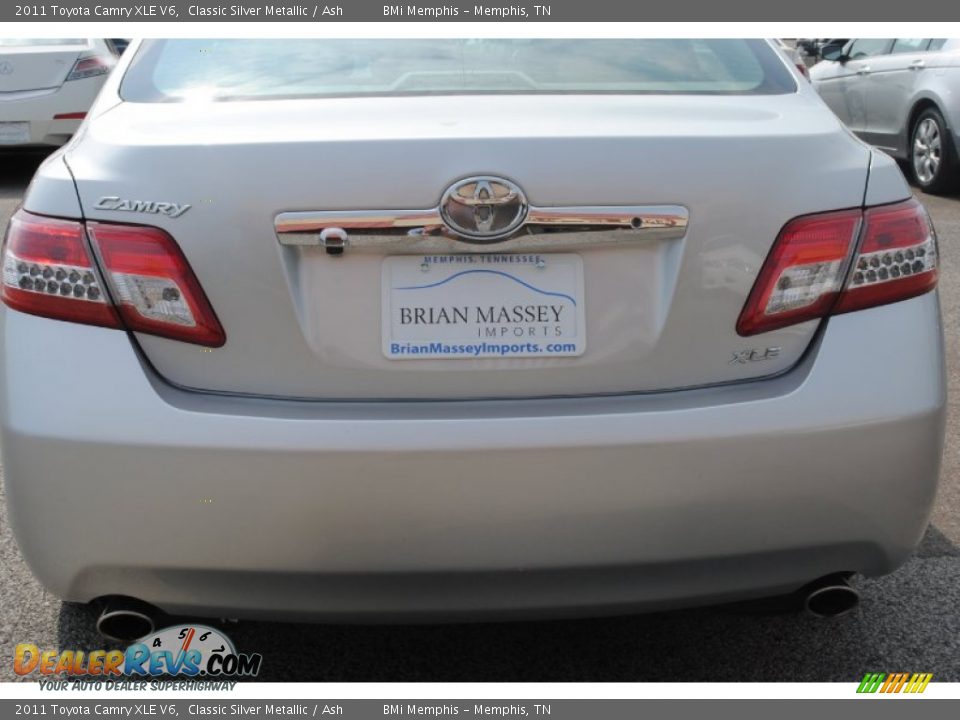 2011 Toyota Camry XLE V6 Classic Silver Metallic / Ash Photo #4
