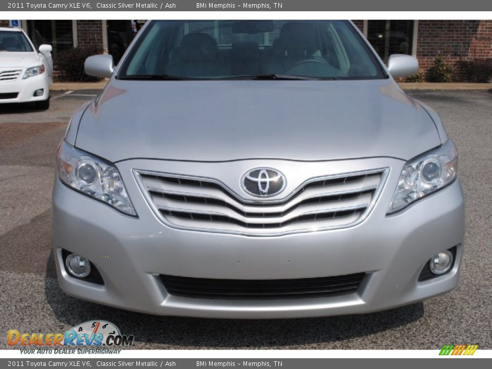 2011 Toyota Camry XLE V6 Classic Silver Metallic / Ash Photo #8