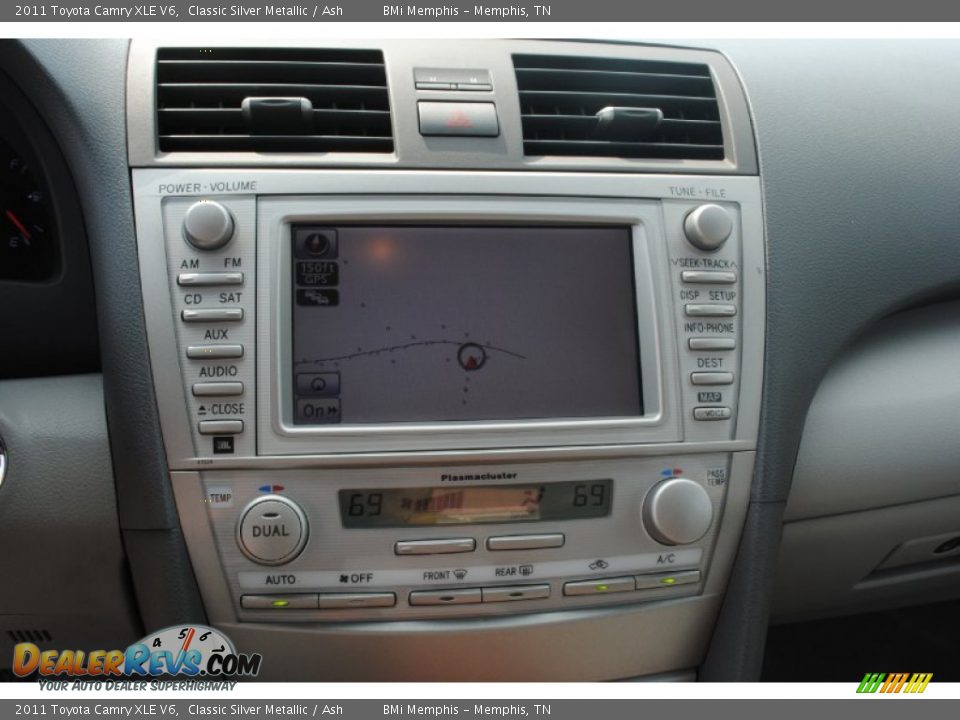 2011 Toyota Camry XLE V6 Classic Silver Metallic / Ash Photo #13