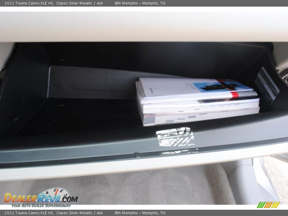 2011 Toyota Camry XLE V6 Classic Silver Metallic / Ash Photo #23