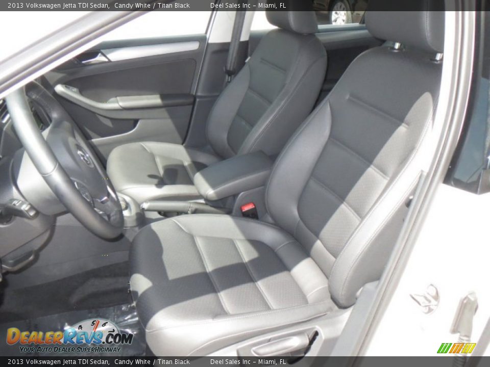 2013 Volkswagen Jetta TDI Sedan Candy White / Titan Black Photo #9