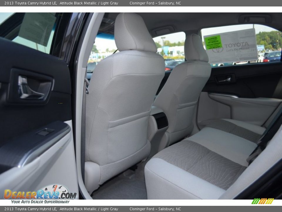 2013 Toyota Camry Hybrid LE Attitude Black Metallic / Light Gray Photo #7