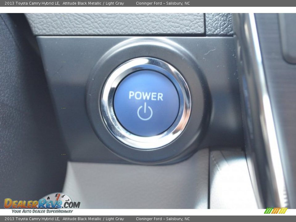 2013 Toyota Camry Hybrid LE Attitude Black Metallic / Light Gray Photo #16